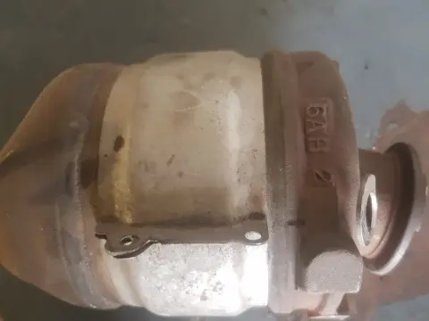 KAT041 catalytic converter