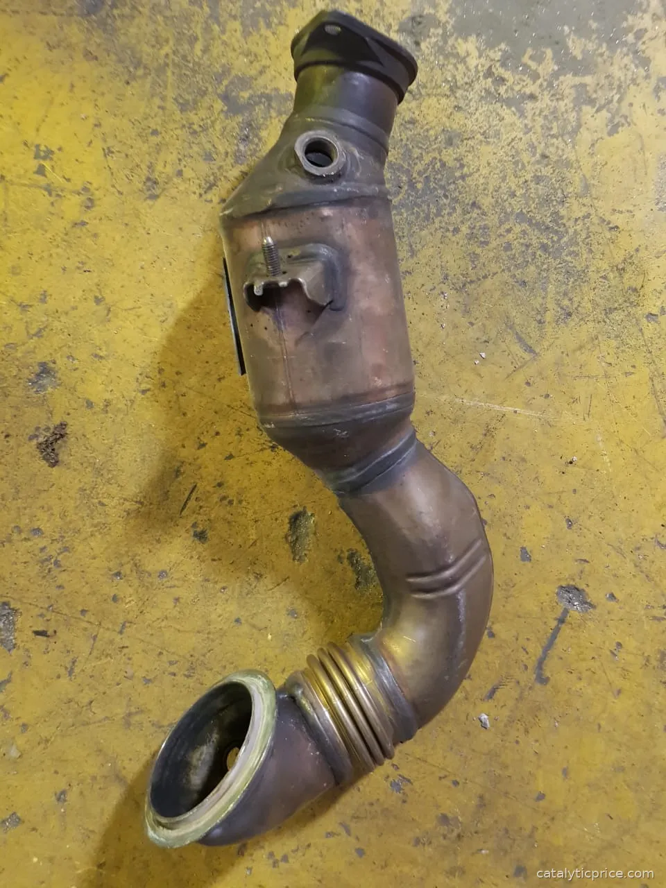 7553622 catalytic converter