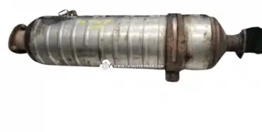 ME556047 catalytic converter
