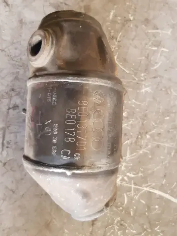 محوّل حفّاز 8EO131701