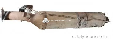 82033571 catalytic converter