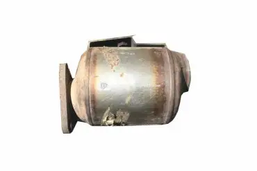 1365722080 1349899080 catalytic converter