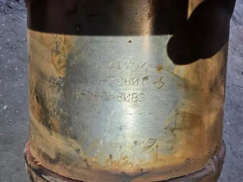68084385ab catalytic converter