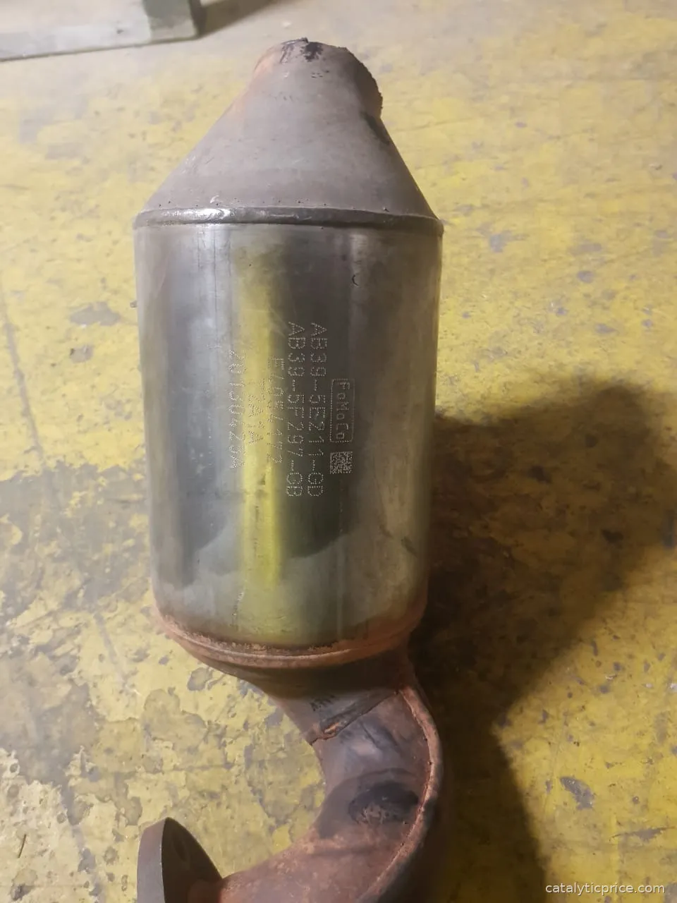 pot catalytique AB39-5E211-GD