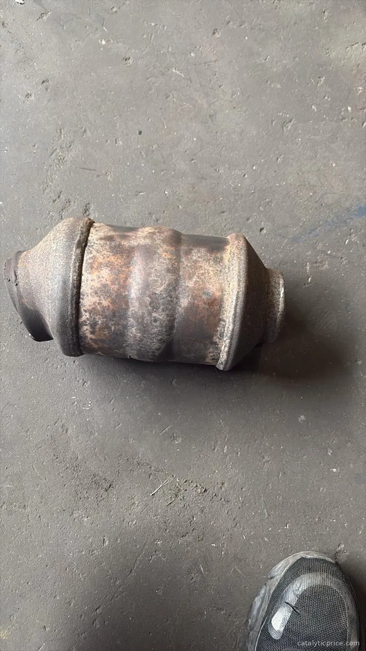 706AA catalytic converter
