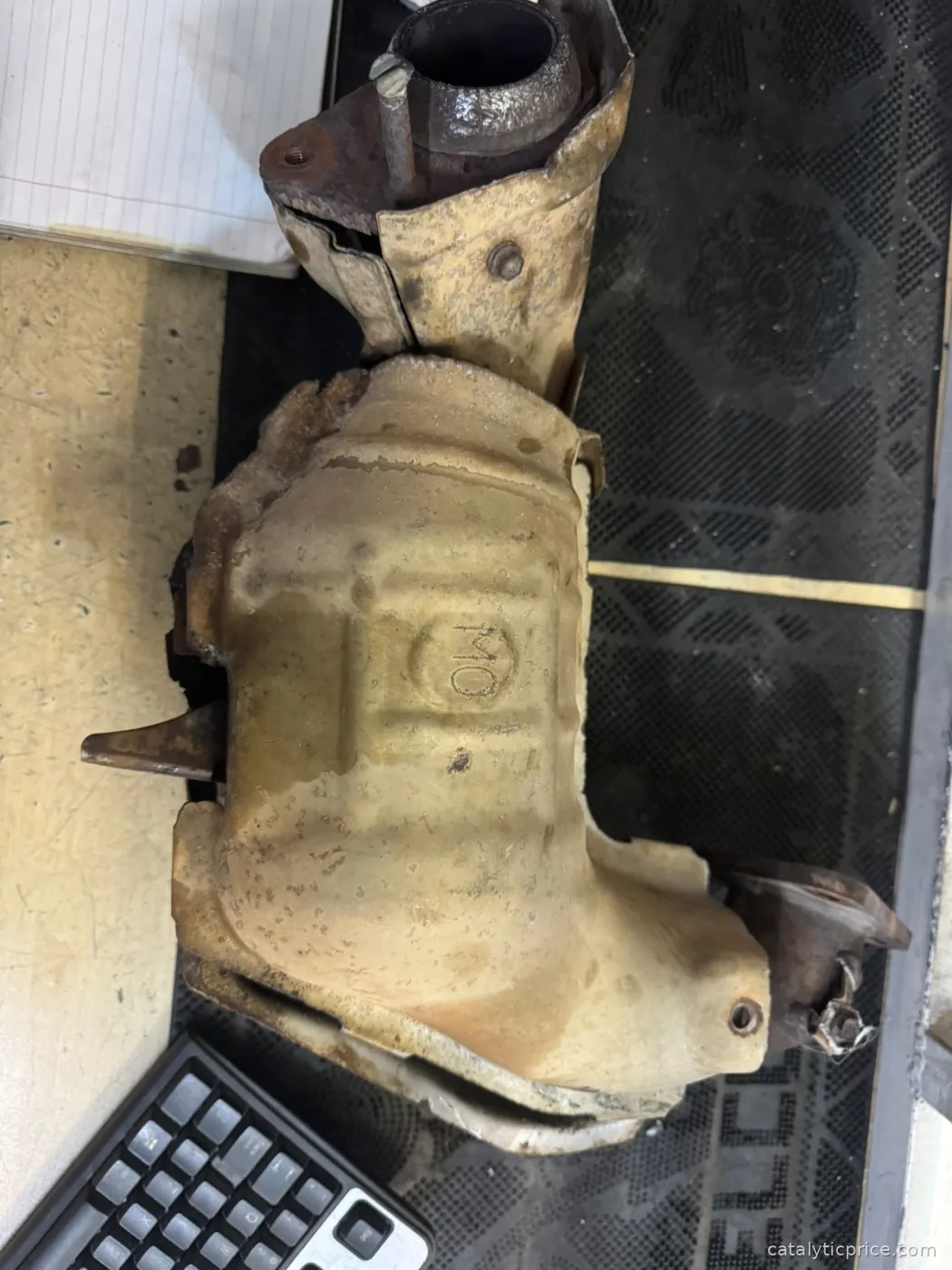 MO catalytic converter