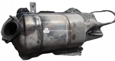 55210499 50525613 catalytic converter