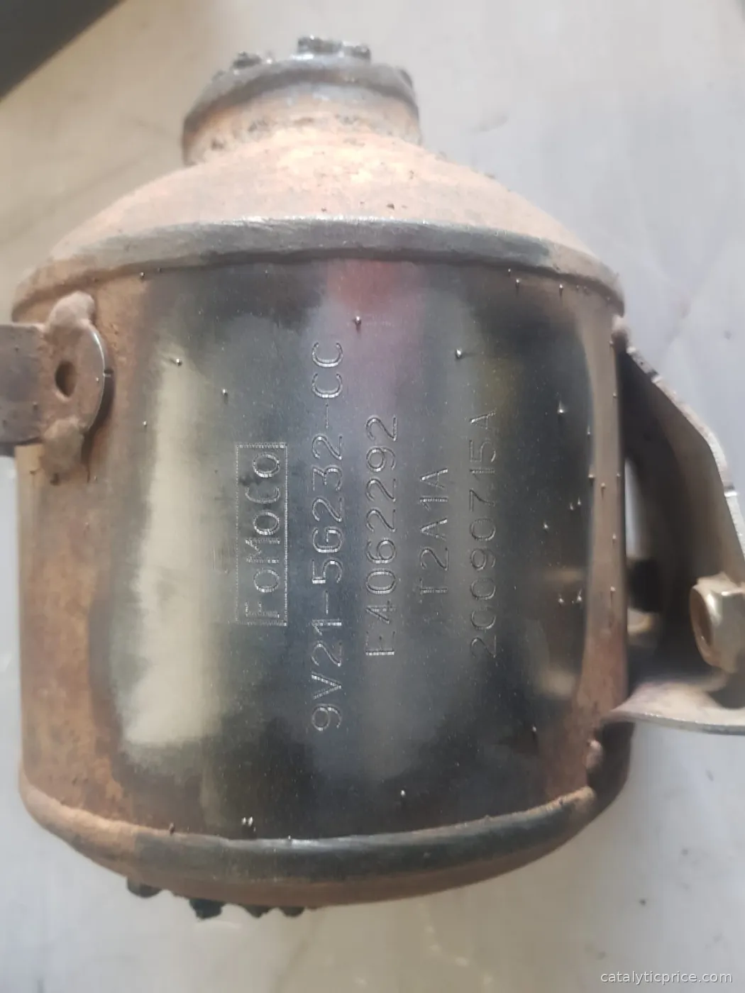 KAT041 catalytic converter