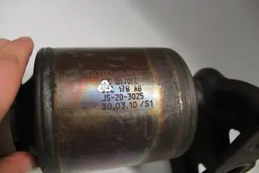 محوّل حفّاز 03C131701E 03C178AB