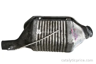 8D0131701AR 8D0178D catalytic converter