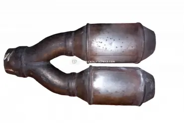 8653820 catalytic converter
