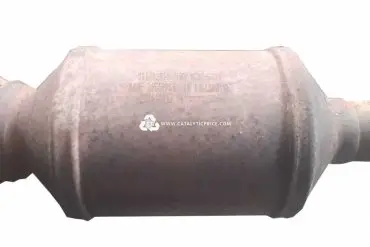 24561903 catalytic converter
