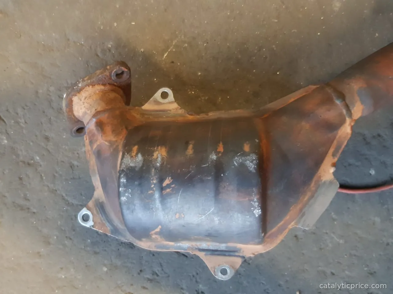 KAT041 catalytic converter