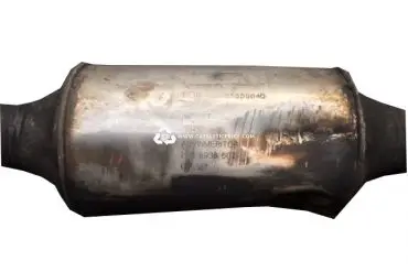 GM 127 catalytic converter