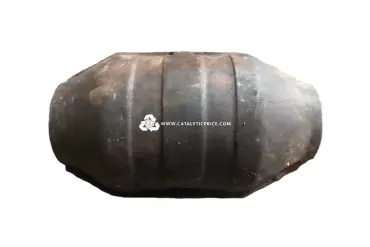 Mitsubishi / Nissan Small catalytic converter