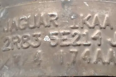 محوّل حفّاز 2R83 5E214 JE