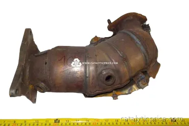 محوّل حفّاز Subaru 2 Bricks Middle Sensor No Code
