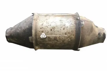 4D0131701AT 4D0178E catalytic converter