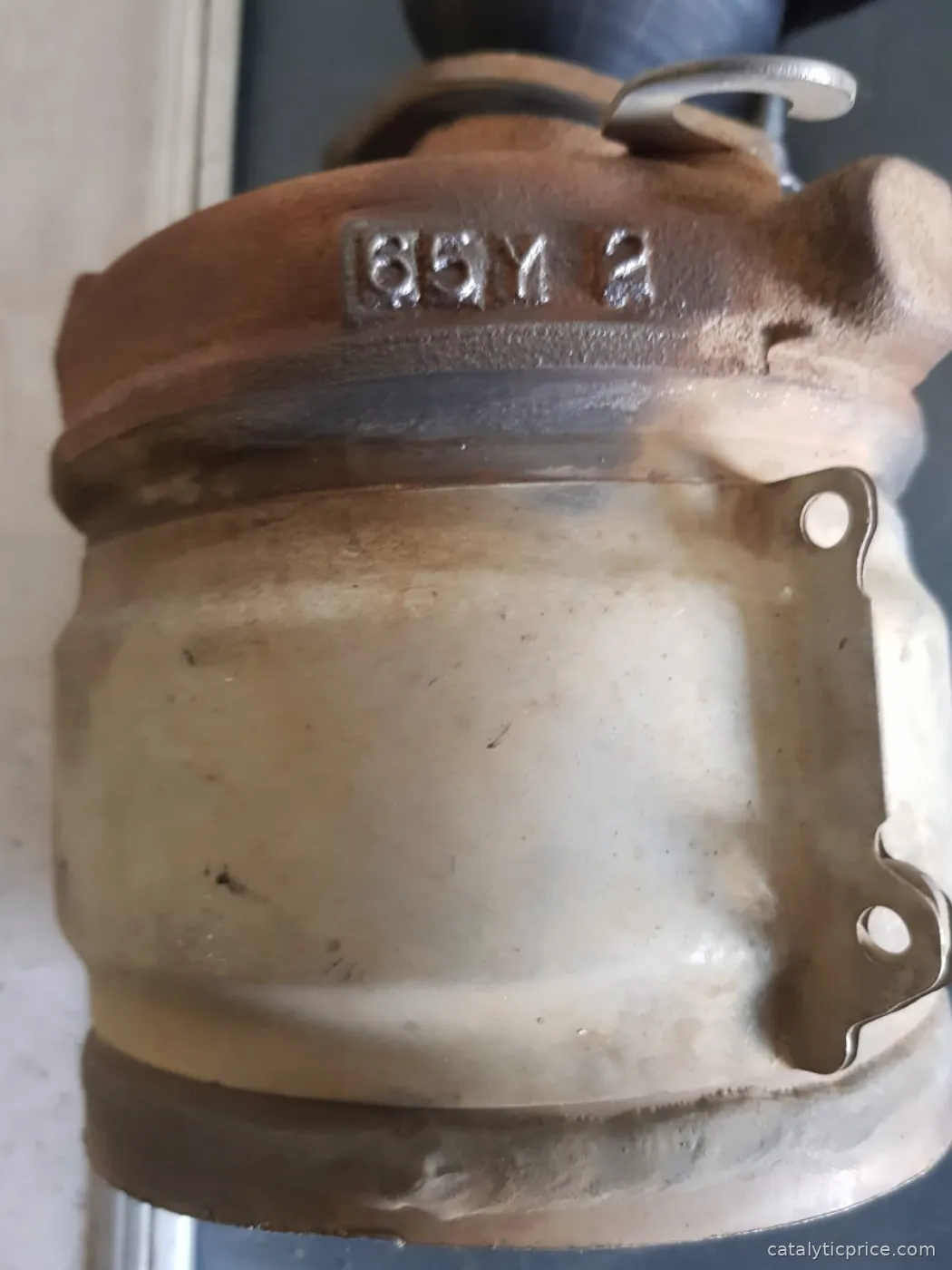 KAT041 catalytic converter