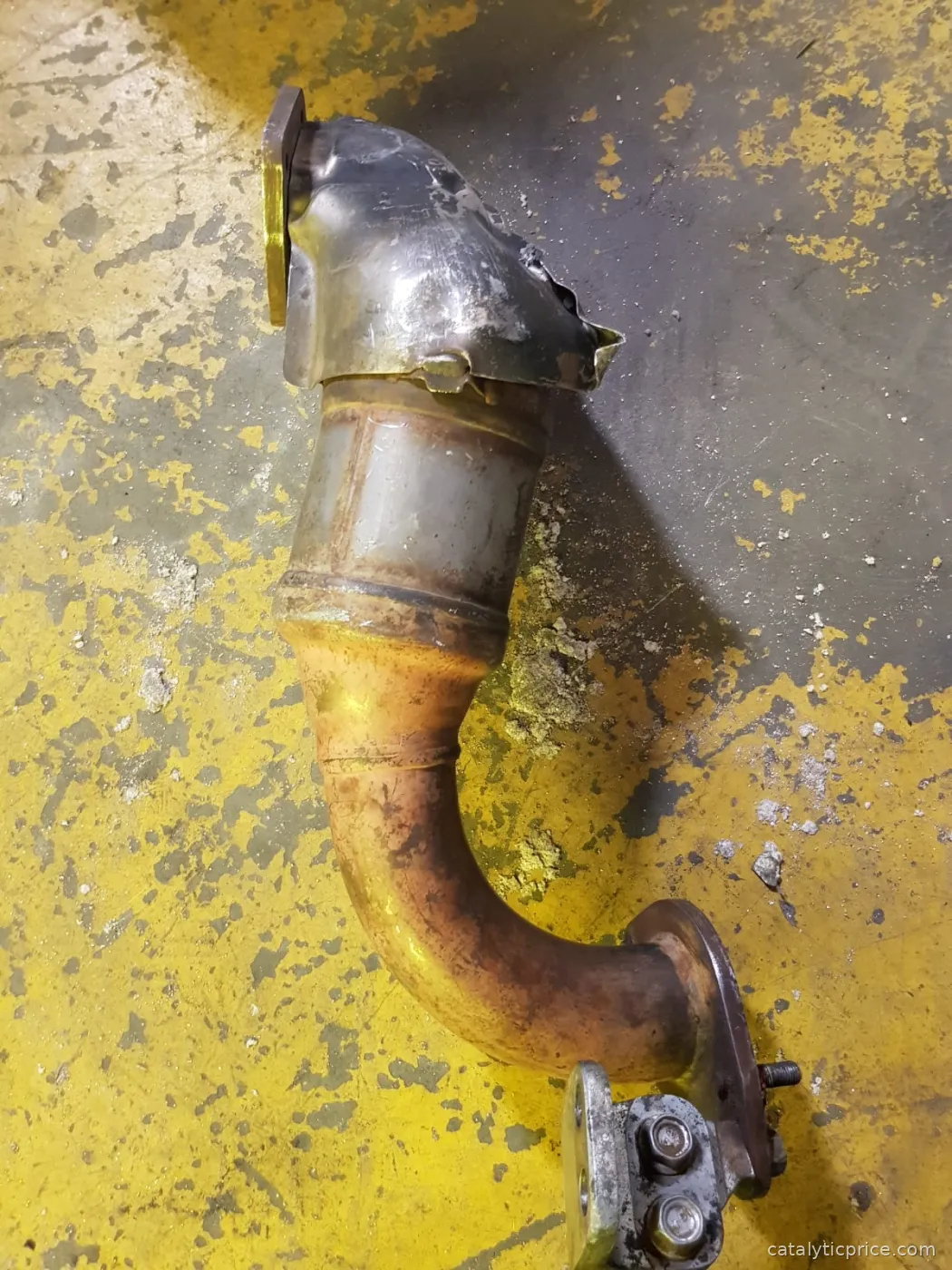 3070F AT catalytic converter