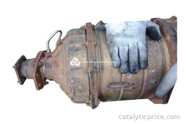 898221373 catalytic converter
