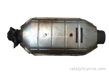 2L24 5F250 DA catalytic converter