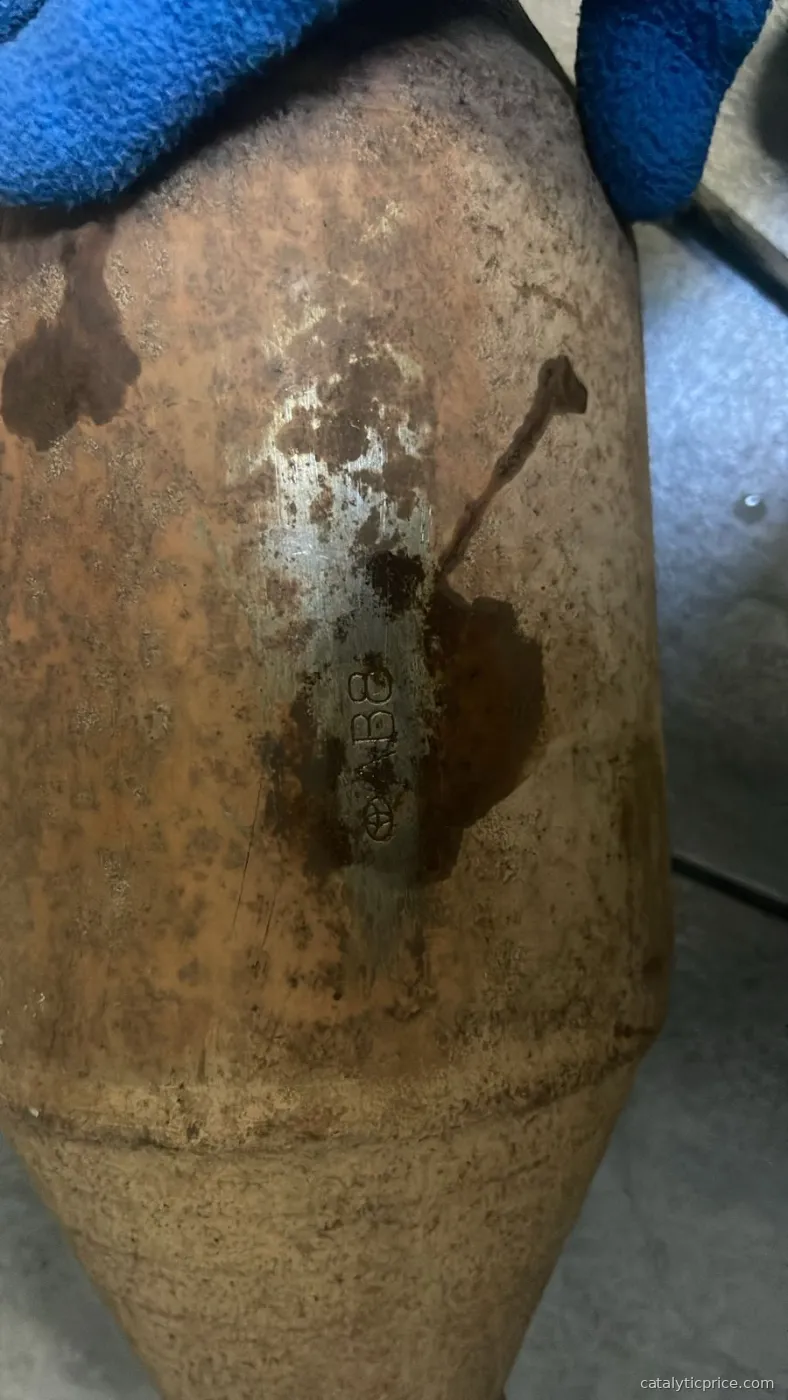 AB8 catalytic converter