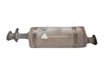 ME402066 catalytic converter