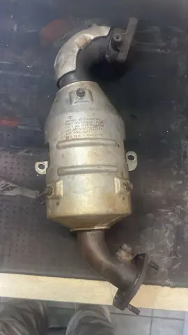 570214110106 catalytic converter