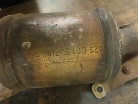 محوّل حفّاز 62S-C01