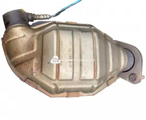 YF1C 5F250 BA catalytic converter