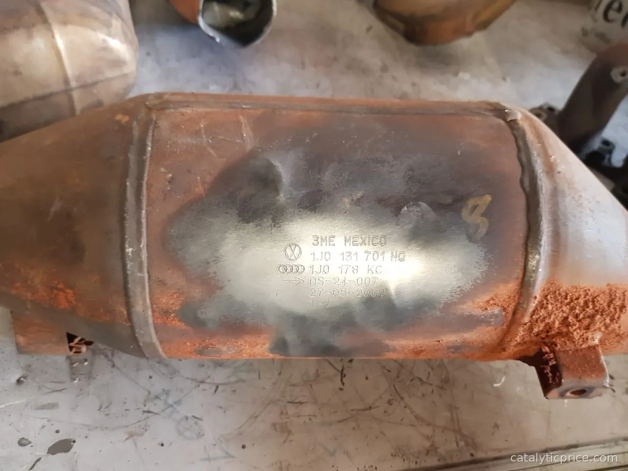 1JO131701HQ catalytic converter